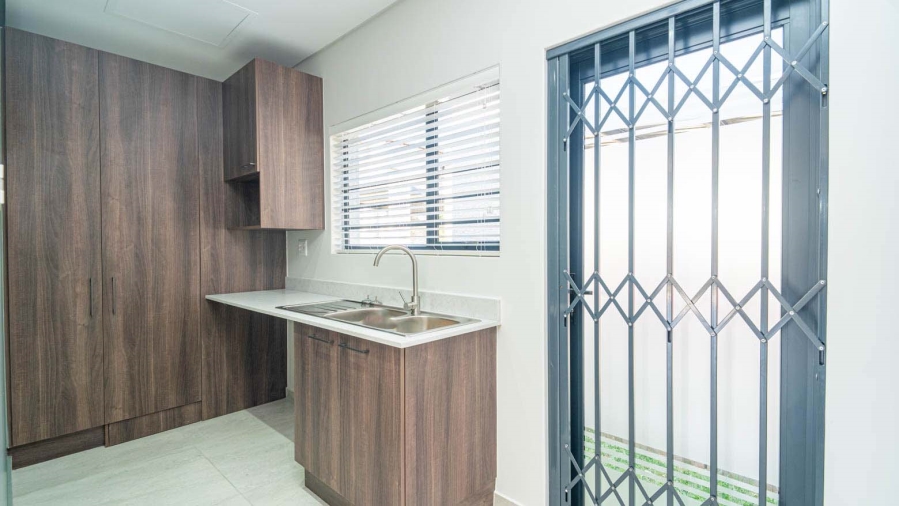 To Let 2 Bedroom Property for Rent in Carlswald Gauteng