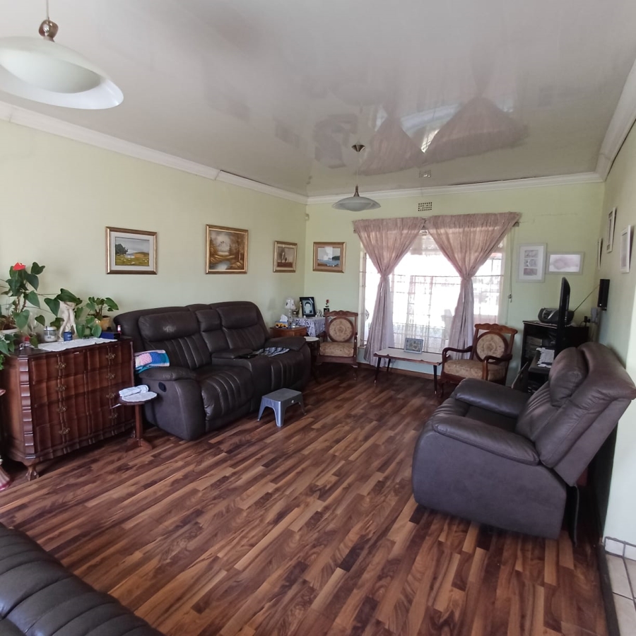 3 Bedroom Property for Sale in Buyscelia Gauteng