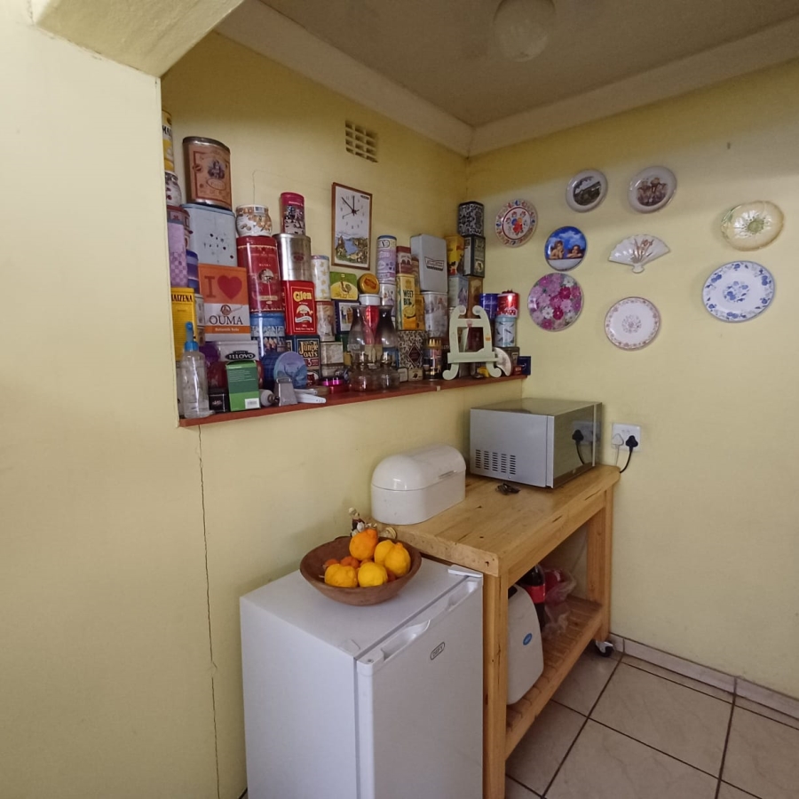 3 Bedroom Property for Sale in Buyscelia Gauteng