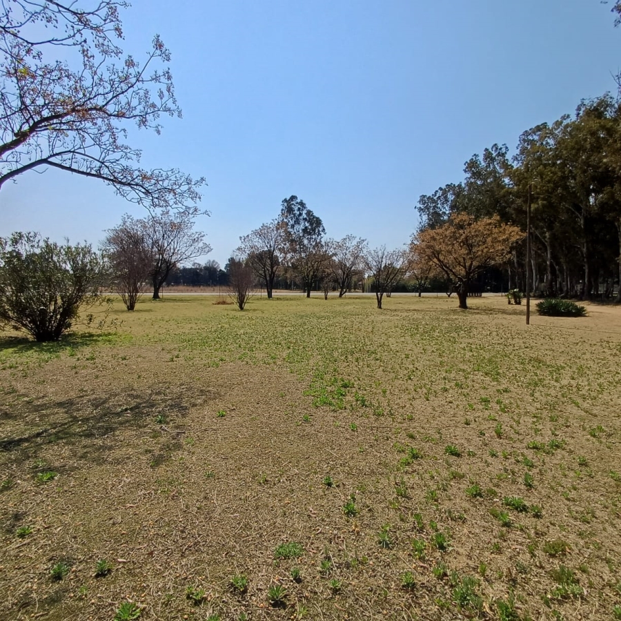 3 Bedroom Property for Sale in Buyscelia Gauteng