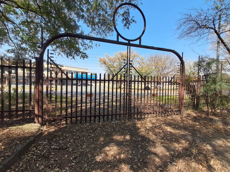 Commercial Property for Sale in Three Rivers Gauteng