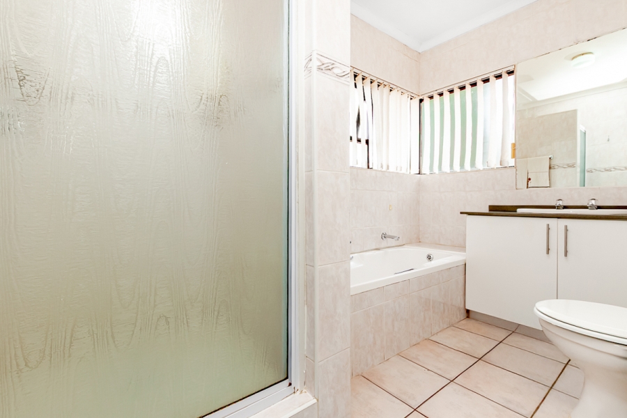 3 Bedroom Property for Sale in Sunninghill Gauteng