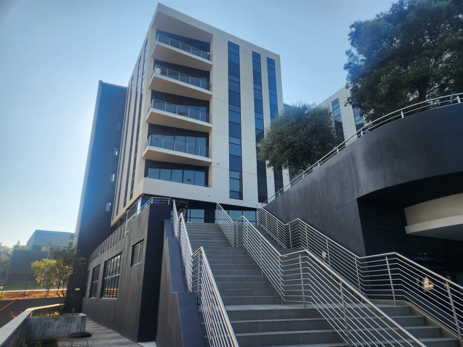 To Let Commercial Property for Rent in Glenadrienne Gauteng