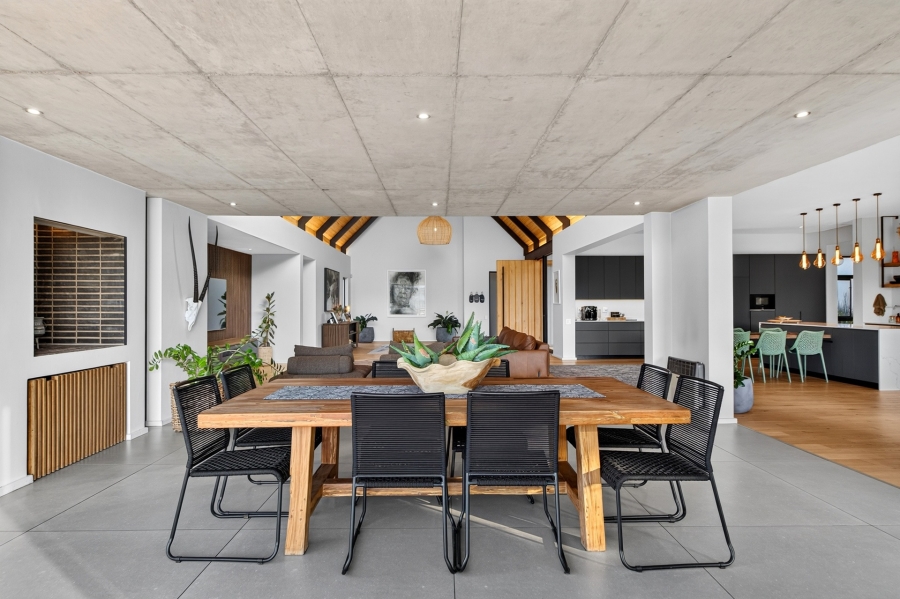 6 Bedroom Property for Sale in Southdowns Estate Gauteng