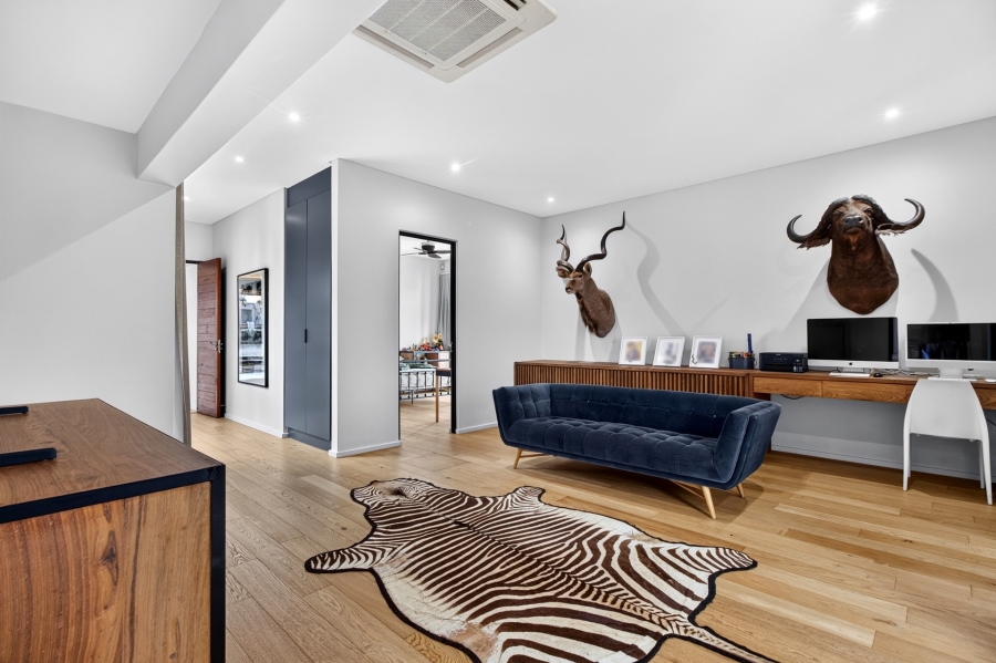 6 Bedroom Property for Sale in Southdowns Estate Gauteng