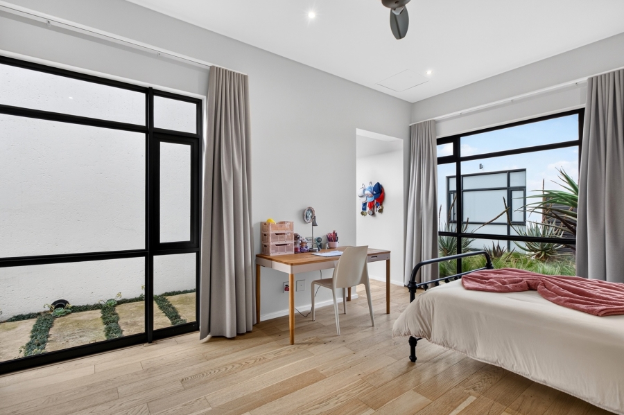 6 Bedroom Property for Sale in Southdowns Estate Gauteng