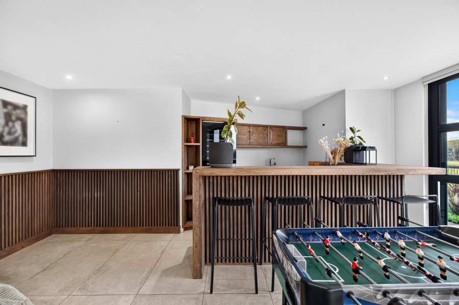 6 Bedroom Property for Sale in Southdowns Estate Gauteng