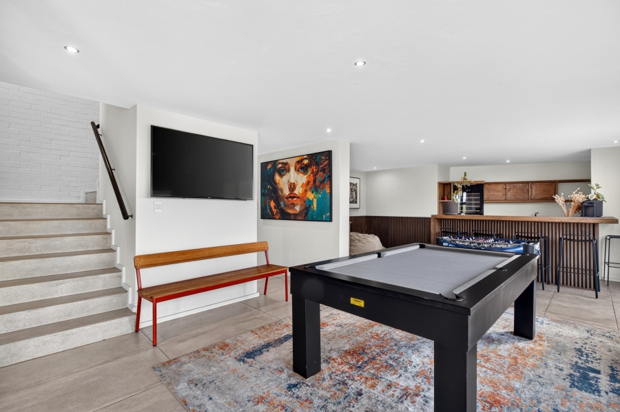 6 Bedroom Property for Sale in Southdowns Estate Gauteng