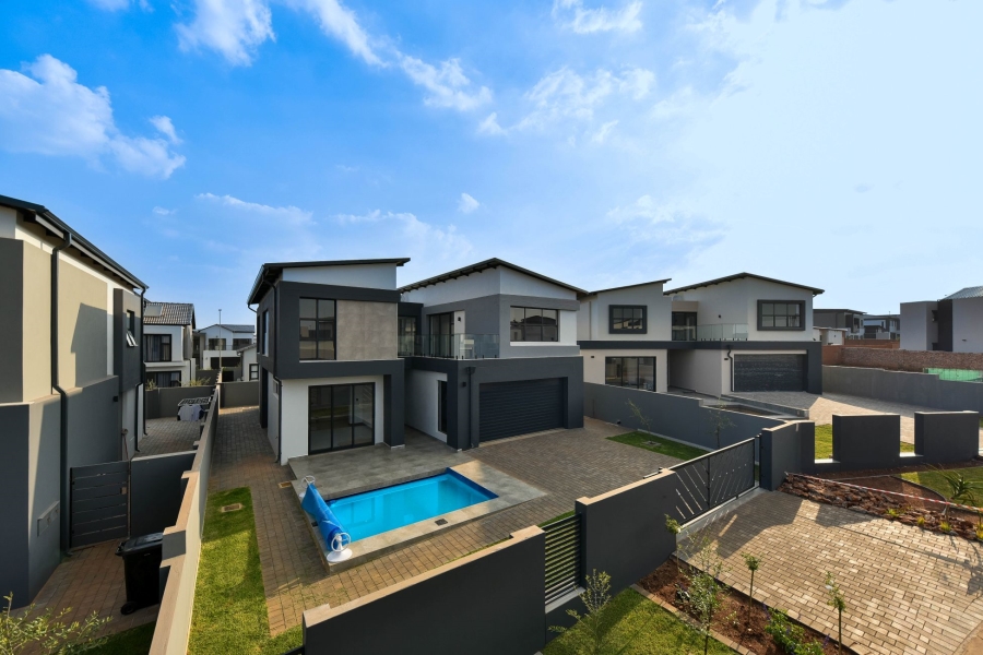 4 Bedroom Property for Sale in Fountainbrook Estate Gauteng