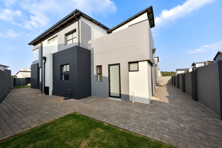 4 Bedroom Property for Sale in Fountainbrook Estate Gauteng