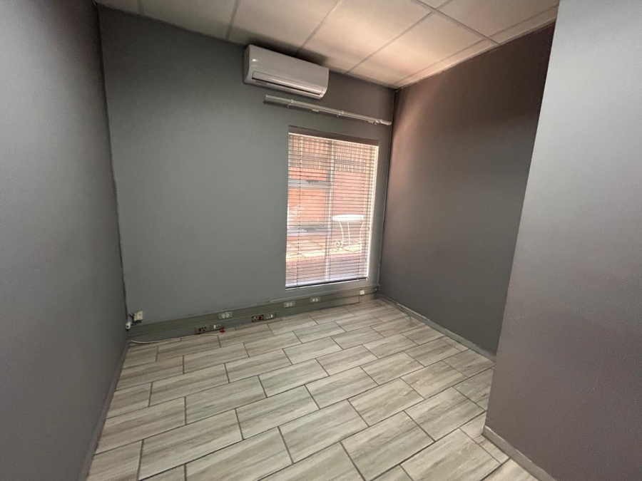 Commercial Property for Sale in Route 21 Business Park Gauteng