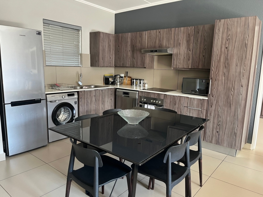 To Let 2 Bedroom Property for Rent in Sandown Gauteng