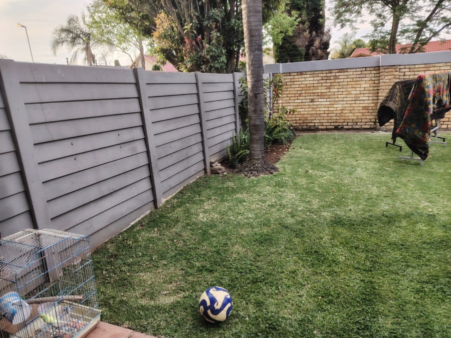 3 Bedroom Property for Sale in Beyers Park Gauteng