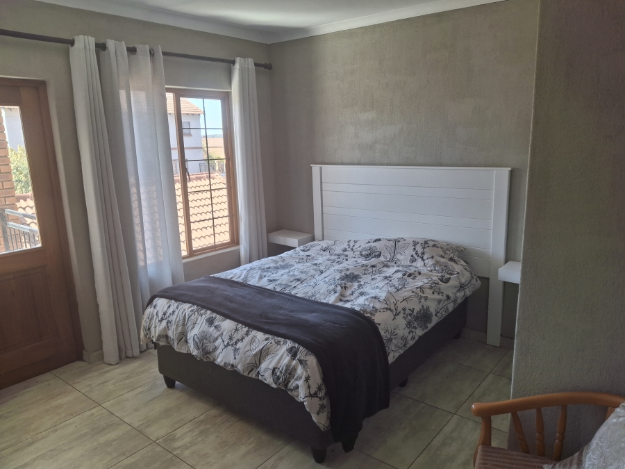 To Let 2 Bedroom Property for Rent in Country View Estate Gauteng