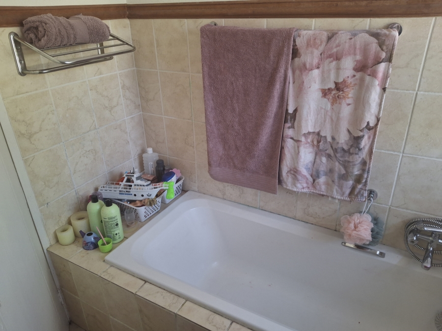 To Let 2 Bedroom Property for Rent in Country View Estate Gauteng