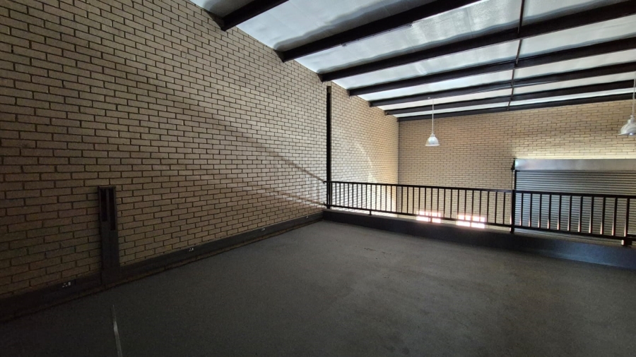 To Let Commercial Property for Rent in Hennopspark Gauteng