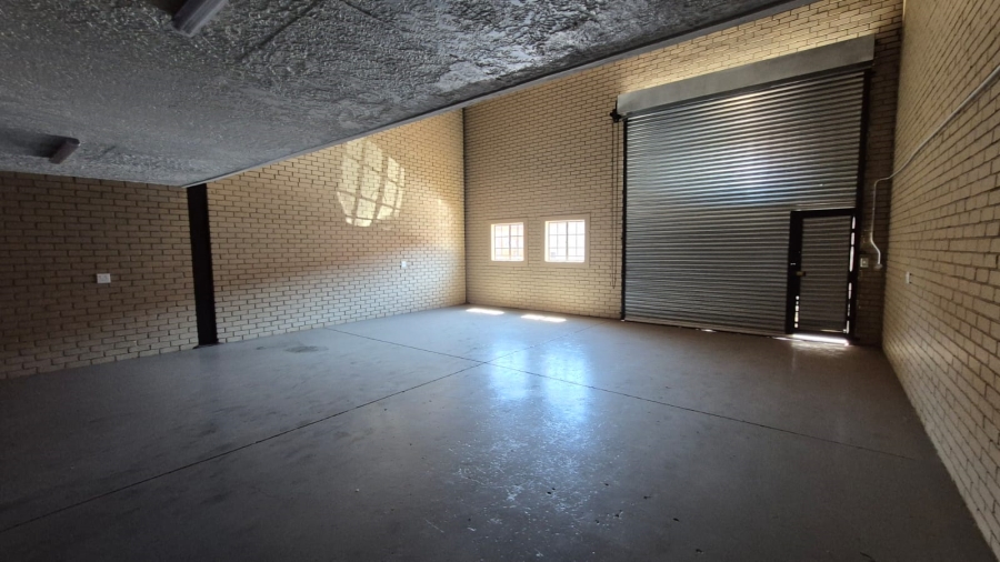 To Let Commercial Property for Rent in Hennopspark Gauteng