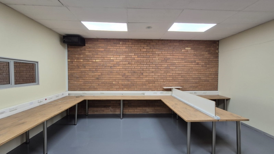 To Let Commercial Property for Rent in Hennopspark Gauteng
