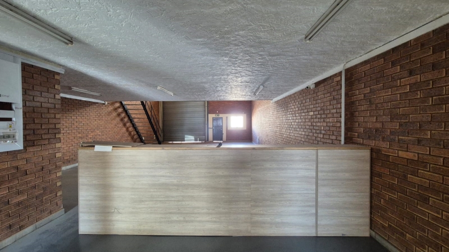 To Let Commercial Property for Rent in Hennopspark Gauteng