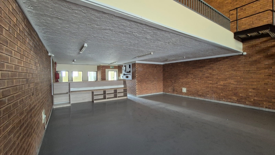 To Let Commercial Property for Rent in Hennopspark Gauteng