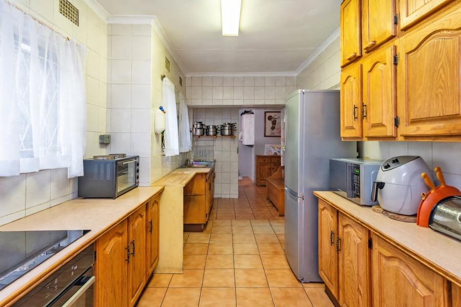 4 Bedroom Property for Sale in Fleurhof Gauteng