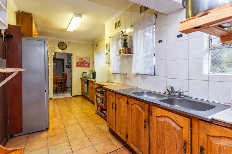 4 Bedroom Property for Sale in Fleurhof Gauteng