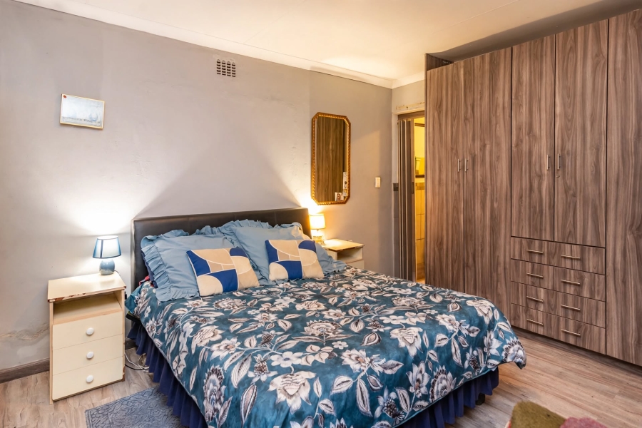 4 Bedroom Property for Sale in Fleurhof Gauteng
