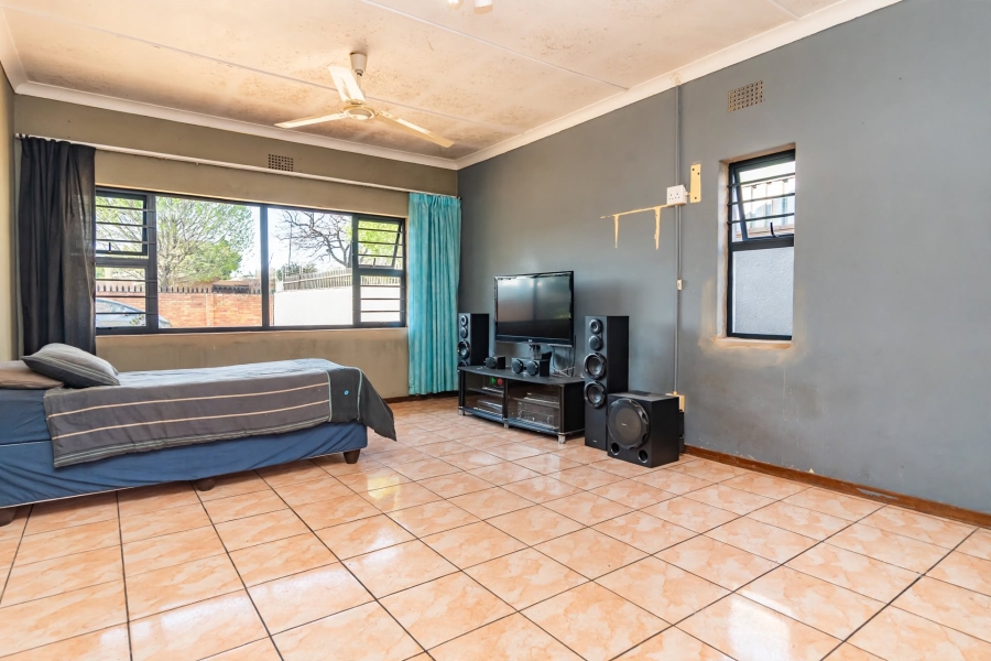 4 Bedroom Property for Sale in Horison Park Gauteng