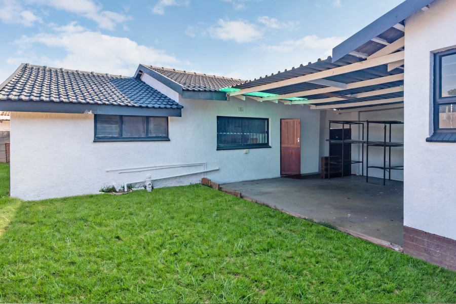 4 Bedroom Property for Sale in Horison Park Gauteng