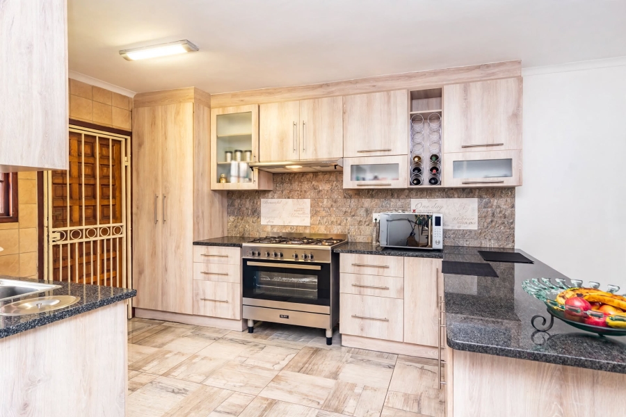 3 Bedroom Property for Sale in Florida North Gauteng