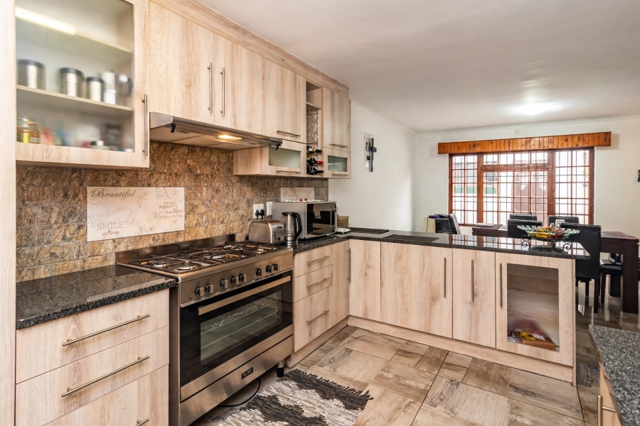 3 Bedroom Property for Sale in Florida North Gauteng
