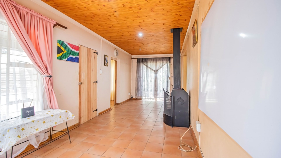 3 Bedroom Property for Sale in Walker Fruit Farms Gauteng