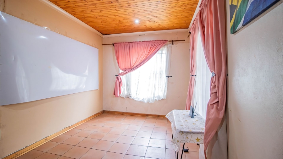 3 Bedroom Property for Sale in Walker Fruit Farms Gauteng