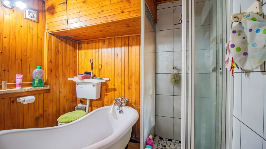 3 Bedroom Property for Sale in Walker Fruit Farms Gauteng