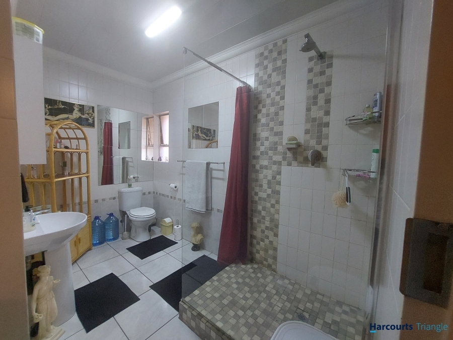 3 Bedroom Property for Sale in Three Rivers Proper Gauteng