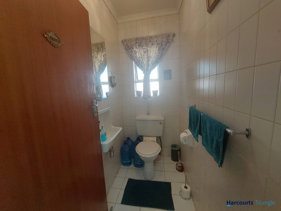 3 Bedroom Property for Sale in Three Rivers Proper Gauteng