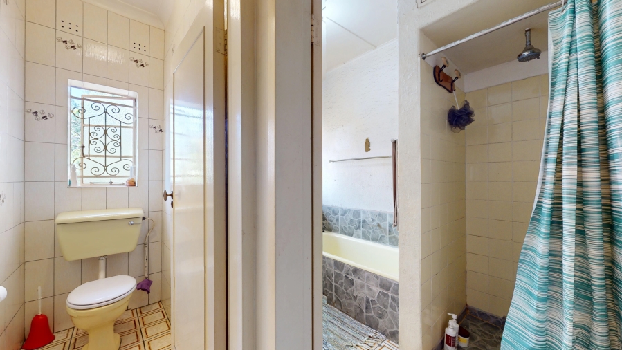 5 Bedroom Property for Sale in Lambton Gauteng