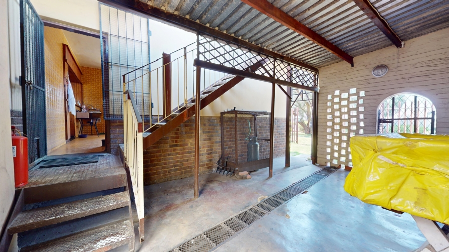 5 Bedroom Property for Sale in Lambton Gauteng