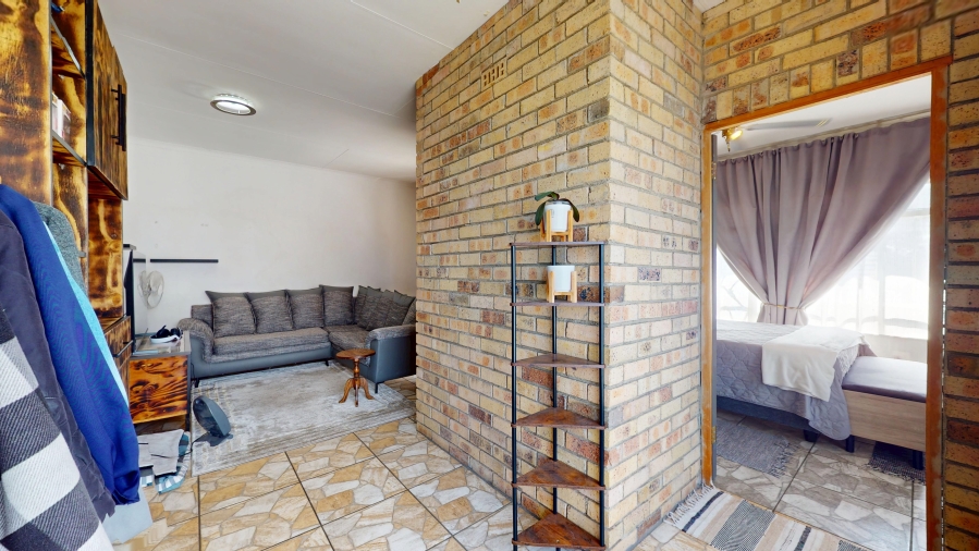 5 Bedroom Property for Sale in Lambton Gauteng