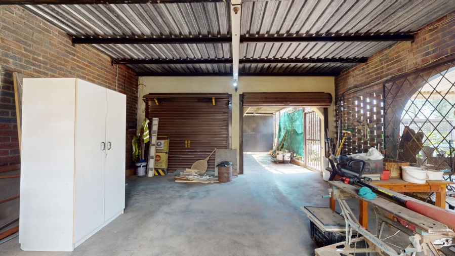 5 Bedroom Property for Sale in Lambton Gauteng