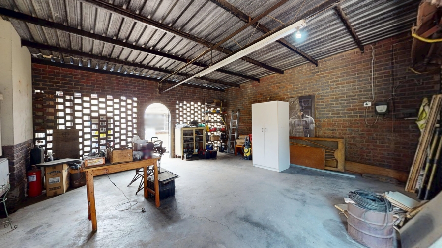 5 Bedroom Property for Sale in Lambton Gauteng