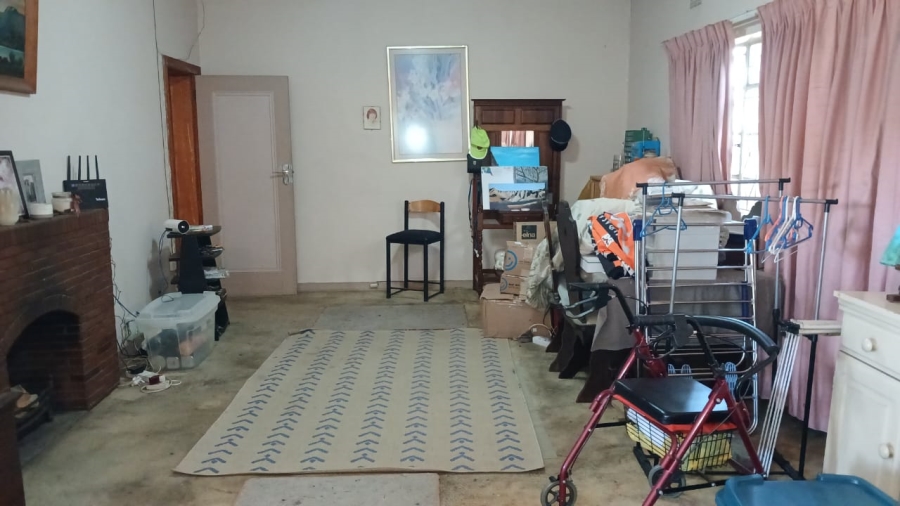 6 Bedroom Property for Sale in Plantation Gauteng