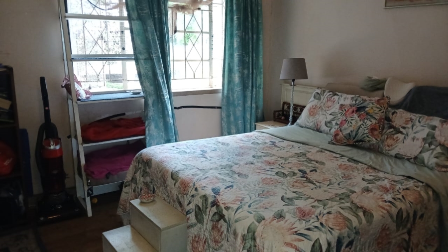 6 Bedroom Property for Sale in Plantation Gauteng