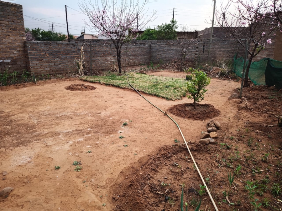 2 Bedroom Property for Sale in Kanana Park Gauteng