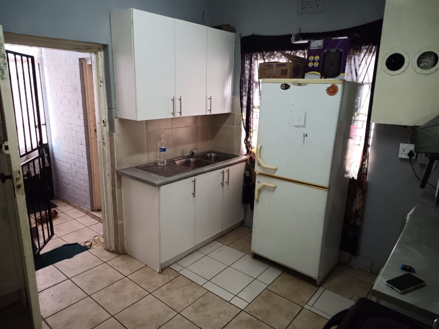 4 Bedroom Property for Sale in Rosettenville Gauteng