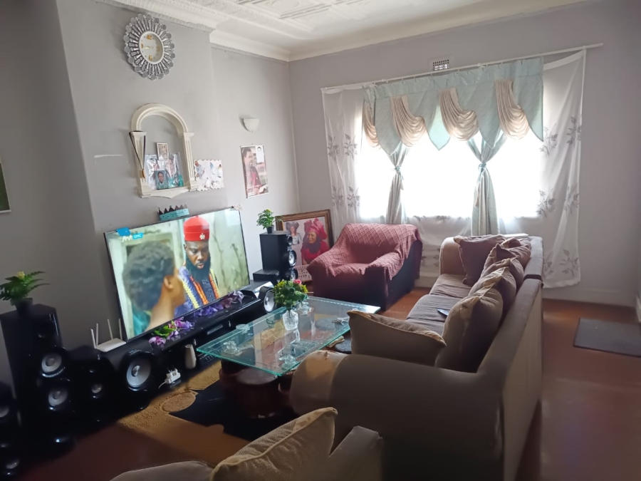4 Bedroom Property for Sale in Rosettenville Gauteng