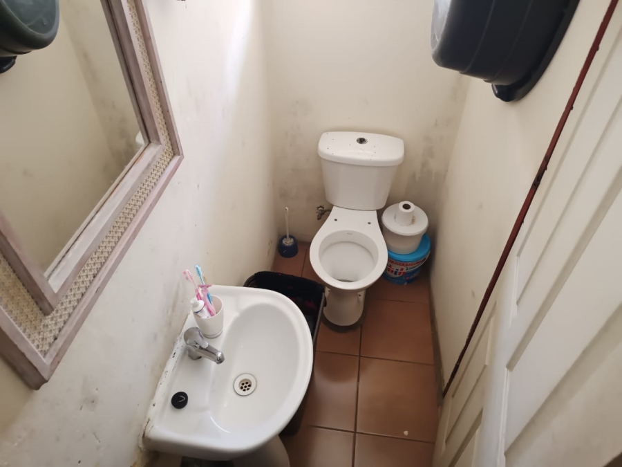 4 Bedroom Property for Sale in Rosettenville Gauteng