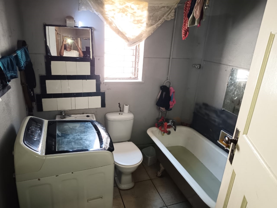 4 Bedroom Property for Sale in Rosettenville Gauteng