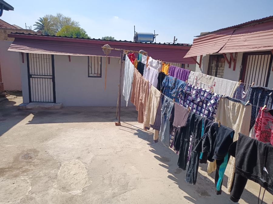 4 Bedroom Property for Sale in Rosettenville Gauteng