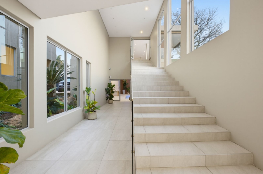 To Let 4 Bedroom Property for Rent in Bedfordview Gauteng